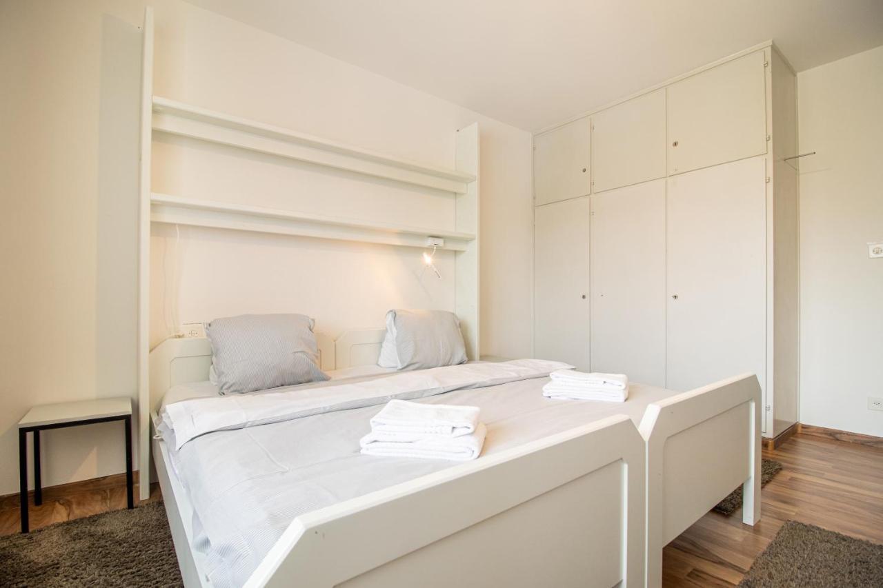 Viktoria B32 By Arosa Holiday Extérieur photo